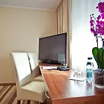 Отель Mazovia Airport Modlin Новы-Двур-Мазовецкий