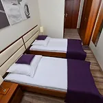 Отель Mazovia Airport Modlin Новы-Двур-Мазовецкий