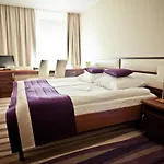 Отель Mazovia Airport Modlin 3*
