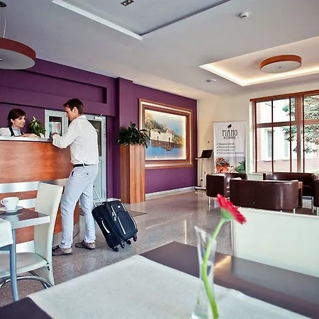 Mazovia Airport Modlin Otel Nowy Dwór Mazowiecki