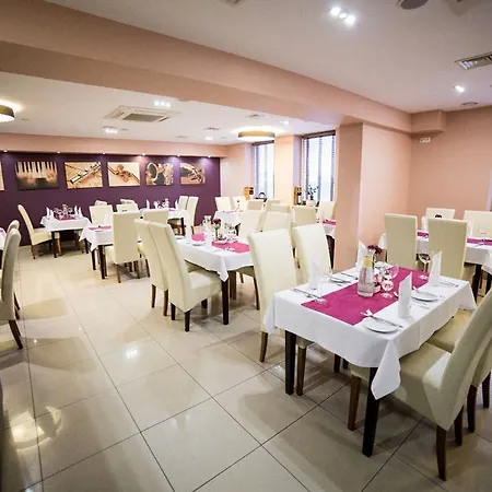 Hotel Mazovia Airport Modlin