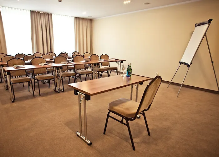 Mazovia Airport Modlin Hotel