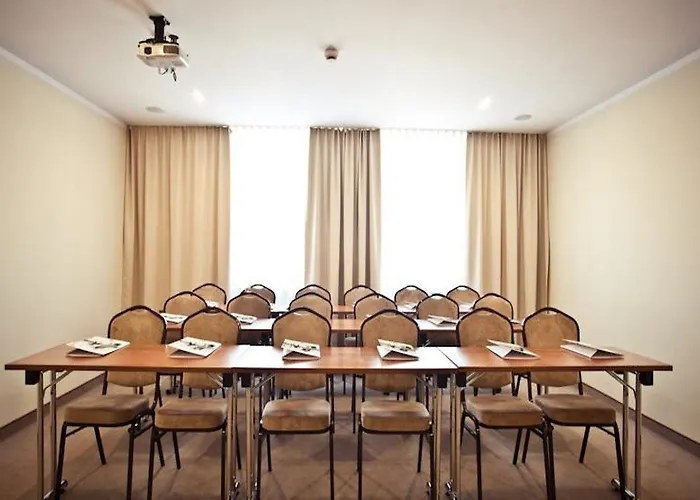 Mazovia Airport Modlin 3*